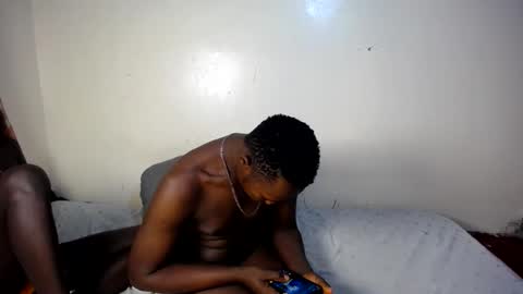 Trisboo5 online show from 02.14.25