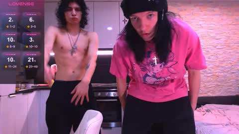 Max  online show from 02.09.26