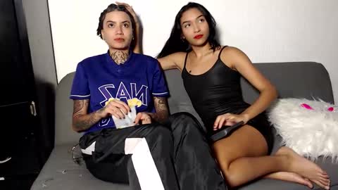 trixiandsuki online show from 10.14.25