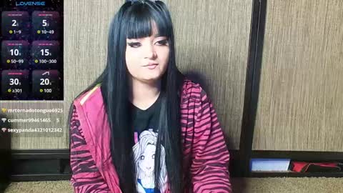 Snapshot of trixiedoescamcam chatting on 01.09.25 trixiedoescamcam online show from 01.09.25