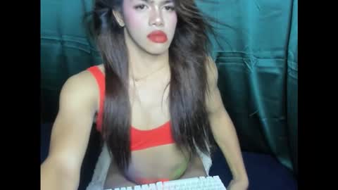 trixieeasian01 online show from 01.06.26