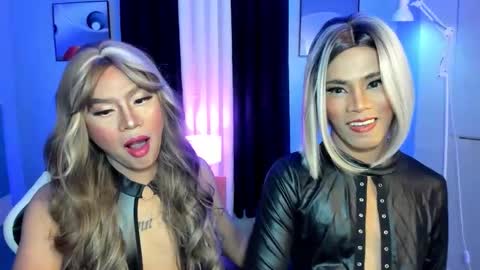 Snapshot of trixilynemondragon chatting on 11.28.25 Alvin and Justine online show from 11.28.25