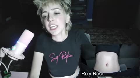 RixyRose online show from 10.15.25