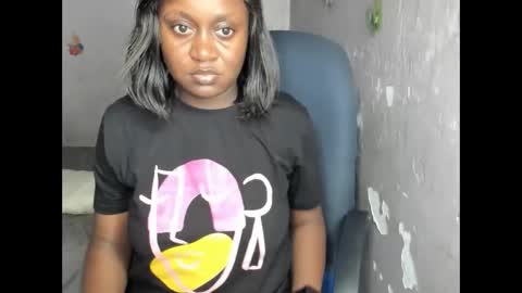 Snapshot of trizzytariaa chatting on 12.07.24 Taria online show from 12.07.24