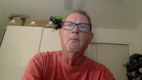 Snapshot of troffer1020 chatting on 09.26.25 Troffer online show from 09.26.25