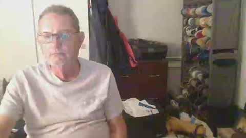 Snapshot of troffer1020 chatting on 04.02.26 Troffer online show from 04.02.26
