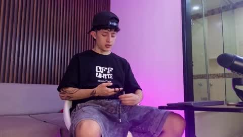 Troy online show from 09.15.25