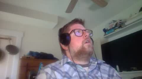 Snapshot of true_manofworth chatting on 11.10.25 HandicappedLaugher online show from 11.10.25