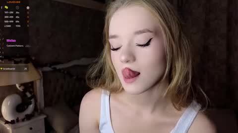 Snapshot of truuuly_yours chatting on 09.28.25 Bethany online show from 09.28.25