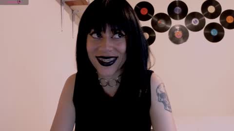 Cait online show from 10.07.25