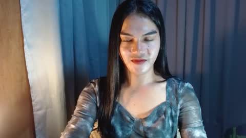 Snapshot of ts_afamhunterxx chatting on 11.26.25 Goddess Mira online show from 11.26.25