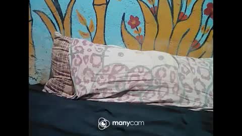 Snapshot of ts_cuumlover chatting on 12.20.24 ts_cuumlover online show from 12.20.24