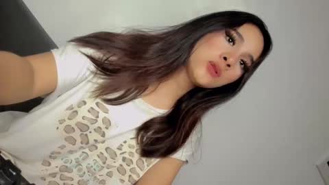 Snapshot of ts_danielahugecock_xxx chatting on 01.02.25 ts_danielahugecock_xxx online show from 01.02.25