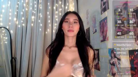 Snapshot of ts_pinayfoxxy18 chatting on 01.08.25 kenzie online show from 01.08.25