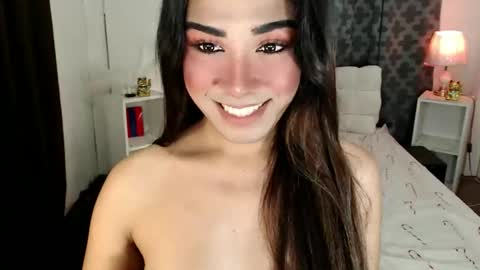 The Girl Named Romantika  online show from 02.19.26