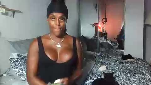 Snapshot of tsamberwhite007 chatting on 09.09.25 Amber White online show from 09.09.25