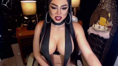 Snapshot of tsdarkdevon chatting on 02.13.25 tsdarkdevon online show from 02.13.25