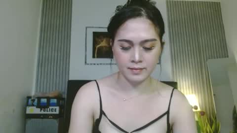 Bella Ratbu online show from 01.31.25