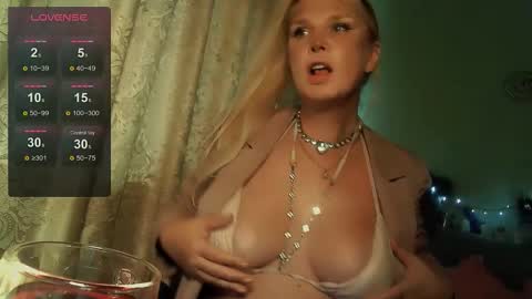 Annika online show from 10.15.25