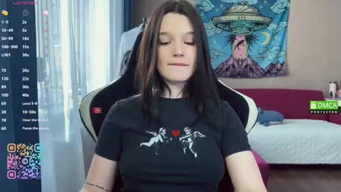 Sonya on vacation until  online show from 03.02.26