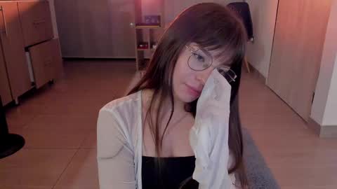 Tsuky online show from 01.18.25