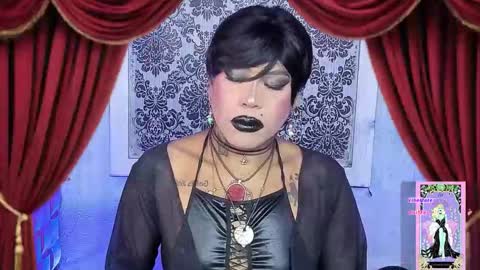 BellaRoxanna online show from 11.18.25