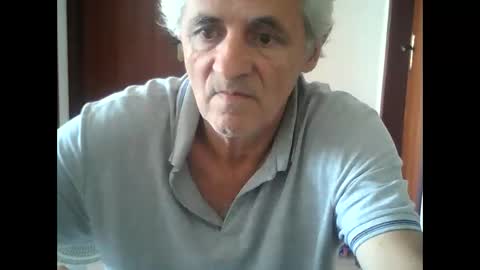 Snapshot of tuamigo8a chatting on 02.16.25 Siveomeves online show from 02.16.25