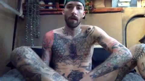 Tuhands online show from 02.05.25