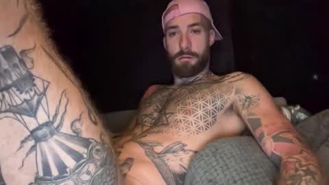 Tuhands online show from 10.08.25