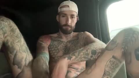 Tuhands online show from 10.15.25