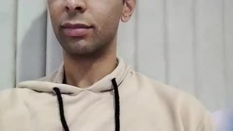 Snapshot of tunisiensexyguy chatting on 12.02.24 TunisienSexyGuy online show from 12.02.24