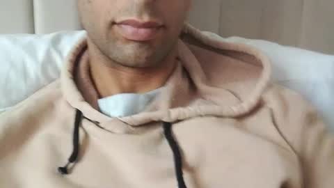 Snapshot of tunisiensexyguy chatting on 12.29.24 TunisienSexyGuy online show from 12.29.24