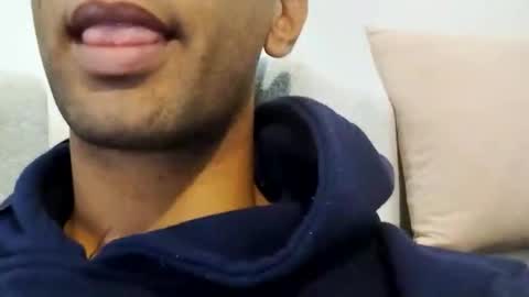 Snapshot of tunisiensexyguy chatting on 12.15.25 TunisienSexyGuy online show from 12.15.25