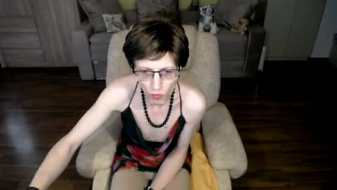 Clementine online show from 04.14.26