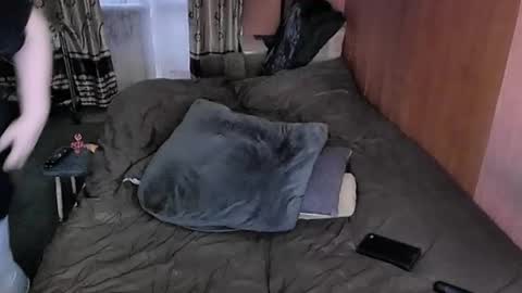 Snapshot of tviks chatting on 02.24.25 Lana online show from 02.24.25