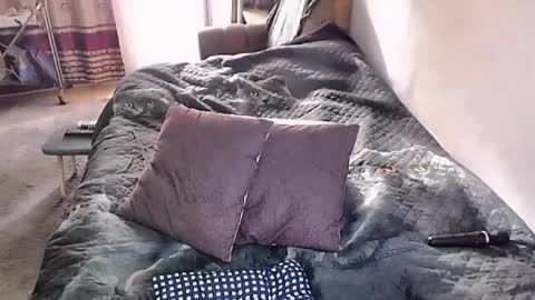 Snapshot of tviks chatting on 11.03.25 Lana online show from 11.03.25