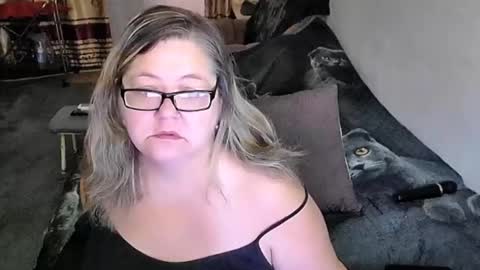 Snapshot of tviks chatting on 01.16.26 Lana online show from 01.16.26