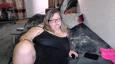 Snapshot of tviks chatting on 01.17.26 Lana online show from 01.17.26