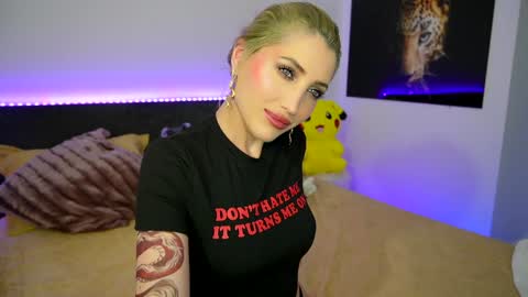 MayCarrey online show from 01.31.25