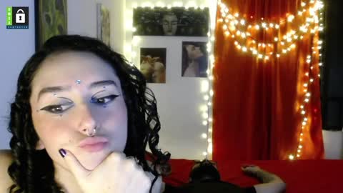 Snapshot of twinflamesxx chatting on 01.09.25 TwinFlamesXX online show from 01.09.25