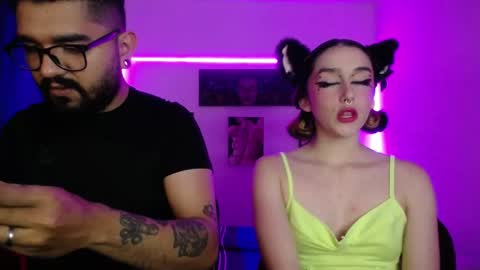 Snapshot of twinflamesxx chatting on 11.14.25 TwinFlamesXX online show from 11.14.25