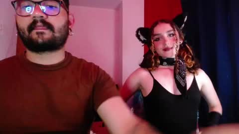 Snapshot of twinflamesxx chatting on 02.26.26 TwinFlamesXX online show from 02.26.26