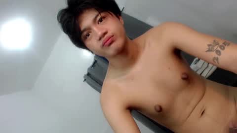 Snapshot of twink_blaze chatting on 11.06.25 BLAZE online show from 11.06.25