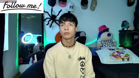 Snapshot of twink_sebas_ chatting on 12.05.24 Bad boy sebastian online show from 12.05.24