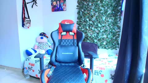 Snapshot of twink_sebas_ chatting on 01.24.25 Bad boy sebastian online show from 01.24.25