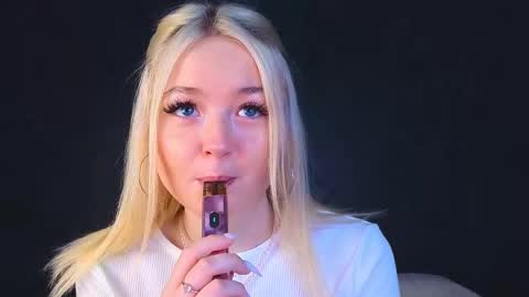 twinklefluff online show from 03.09.25