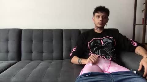 Derrick online show from 10.18.25