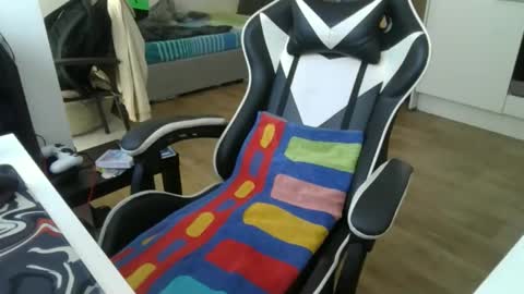 omo online show from 03.26.26