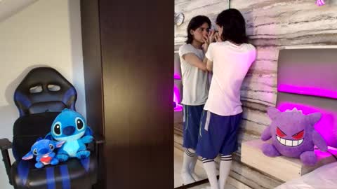 twinslovers_ online show from 12.20.25