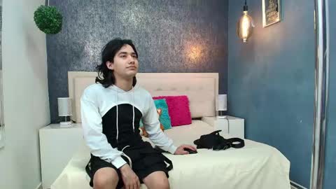 twinslovers_ online show from 05.31.26